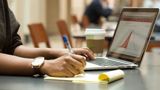 Which Online MBA Programs Have the Highest Graduation Rates? A Guide to Successful Online MBA Degrees